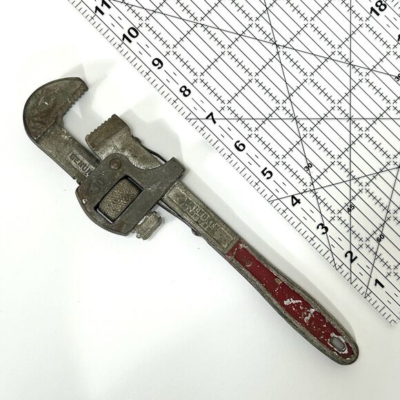 Vintage Genuine Stillson Walworth 10 Pipe Monkey Wrench Steel USA 10" adjustable - Picture 1 of 16